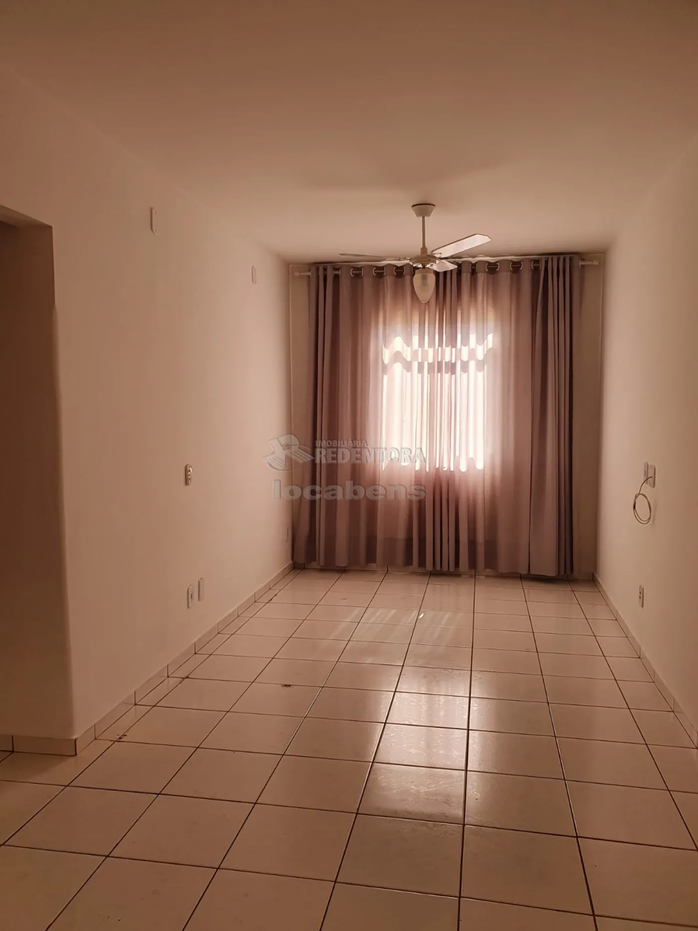 Alugar Apartamento / Padrão em São José do Rio Preto R$ 850,00 - Foto 3