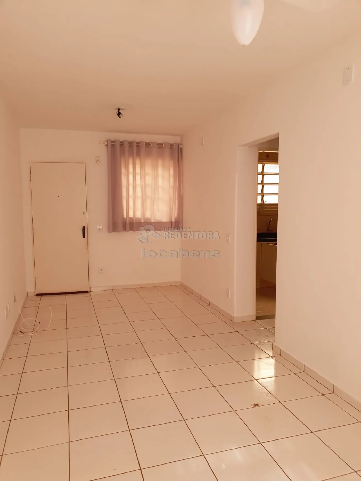 Alugar Apartamento / Padrão em São José do Rio Preto R$ 850,00 - Foto 1