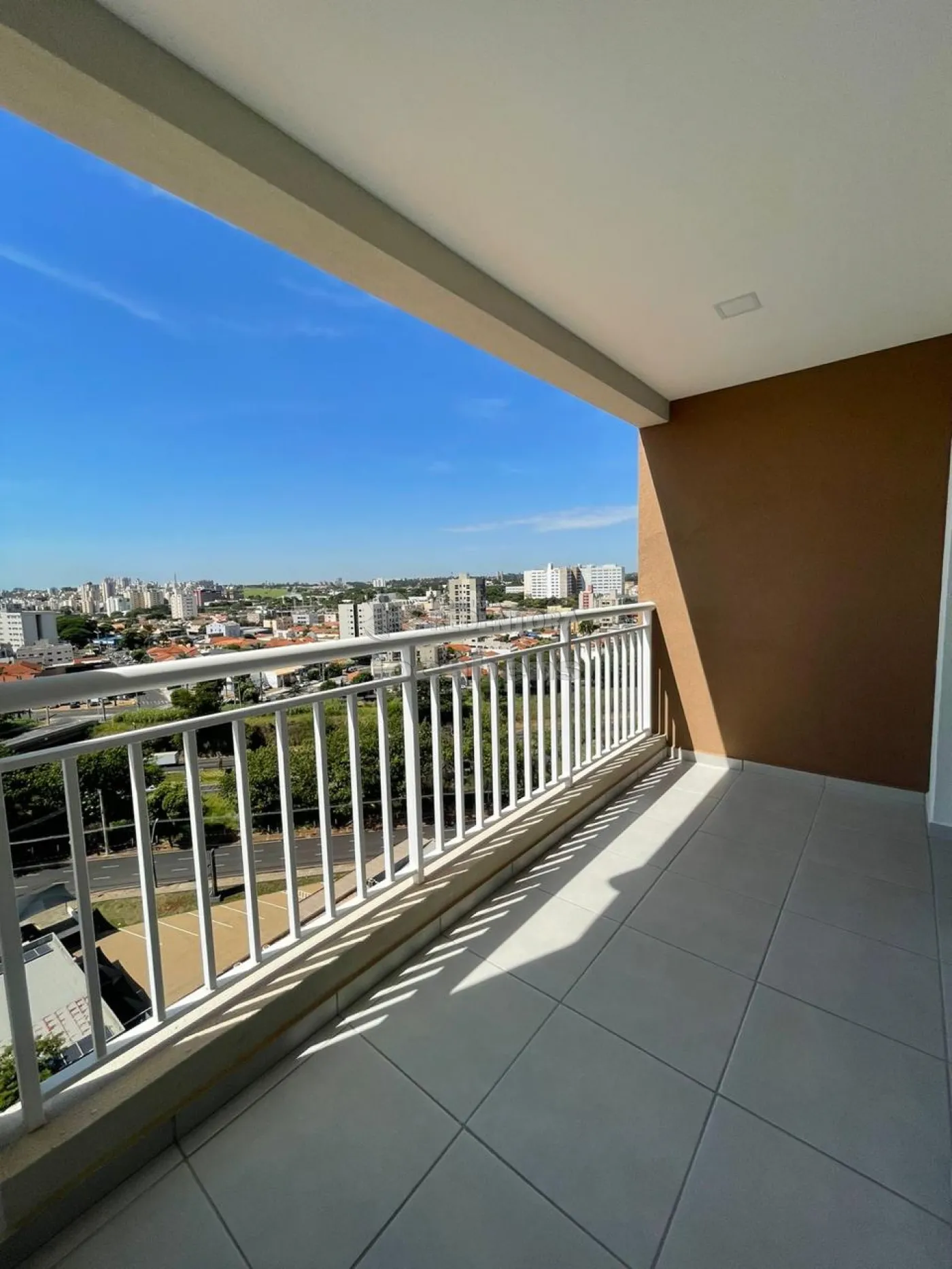 Alugar Apartamento / Padrão em São José do Rio Preto R$ 2.750,00 - Foto 3