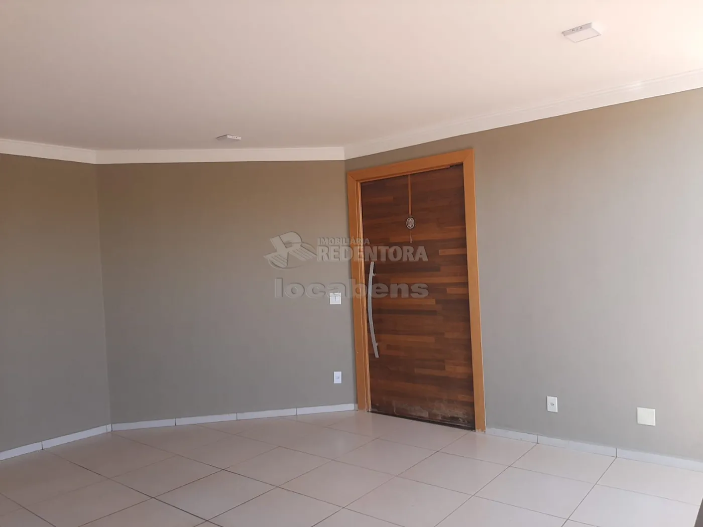 Comprar Casa / Padrão em Mirassol R$ 730.000,00 - Foto 3