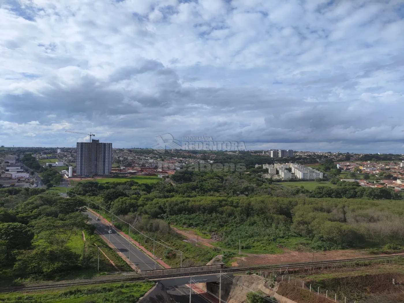 Alugar Apartamento / Padrão em São José do Rio Preto R$ 1.500,00 - Foto 2