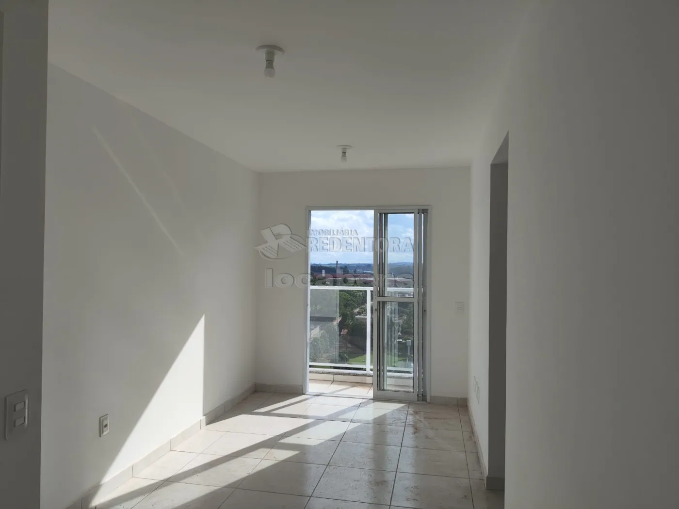 Alugar Apartamento / Padrão em São José do Rio Preto R$ 1.500,00 - Foto 4