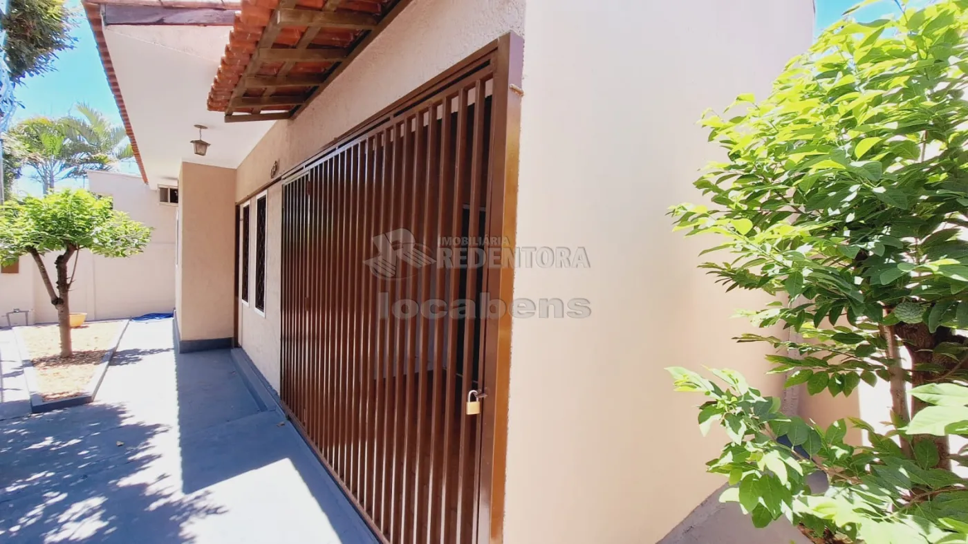 Alugar Casa / Padrão em São José do Rio Preto R$ 1.300,00 - Foto 20