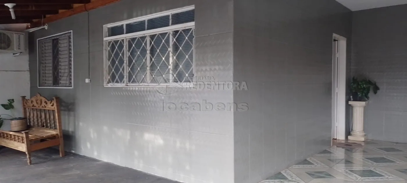 Comprar Casa / Padrão em São José do Rio Preto R$ 470.000,00 - Foto 3