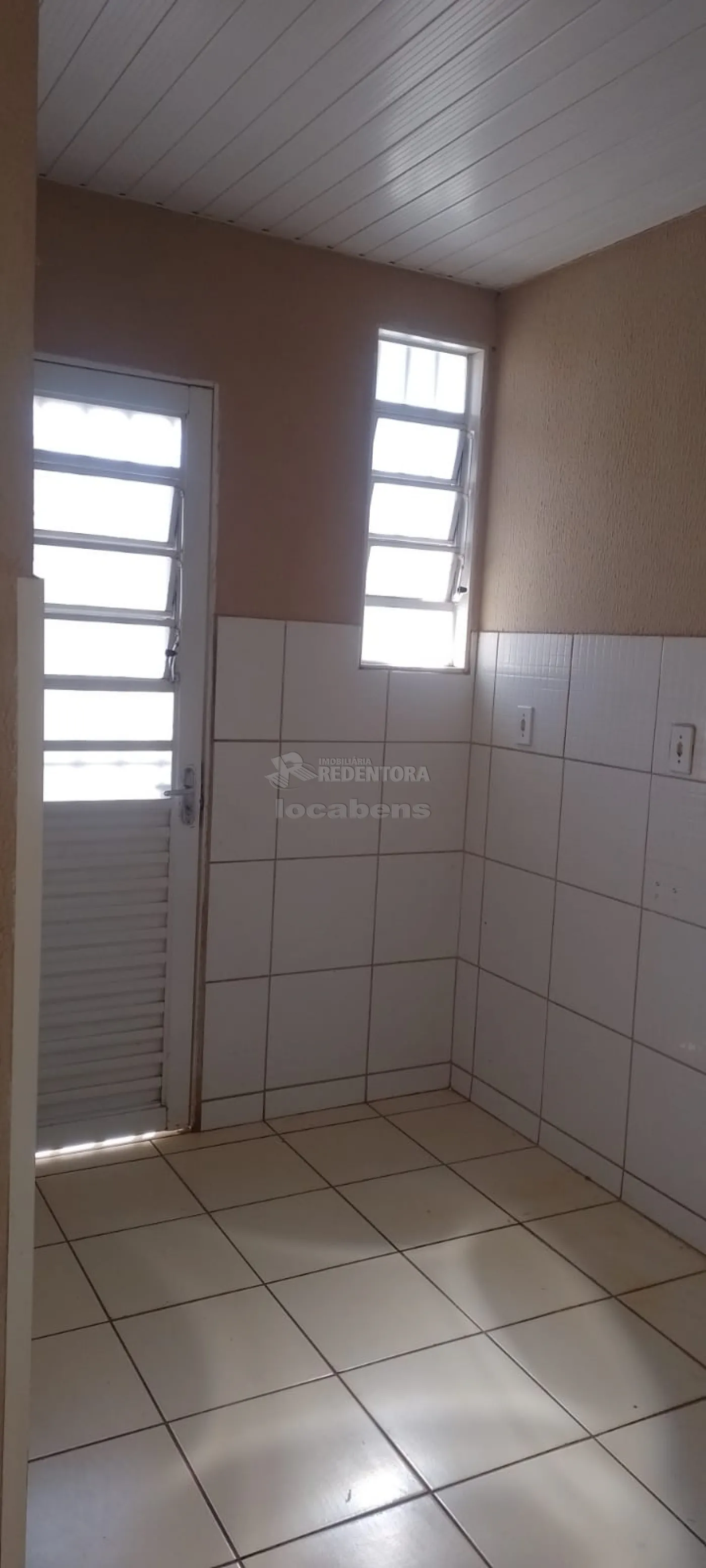 Comprar Casa / Padrão em São José do Rio Preto R$ 165.000,00 - Foto 7