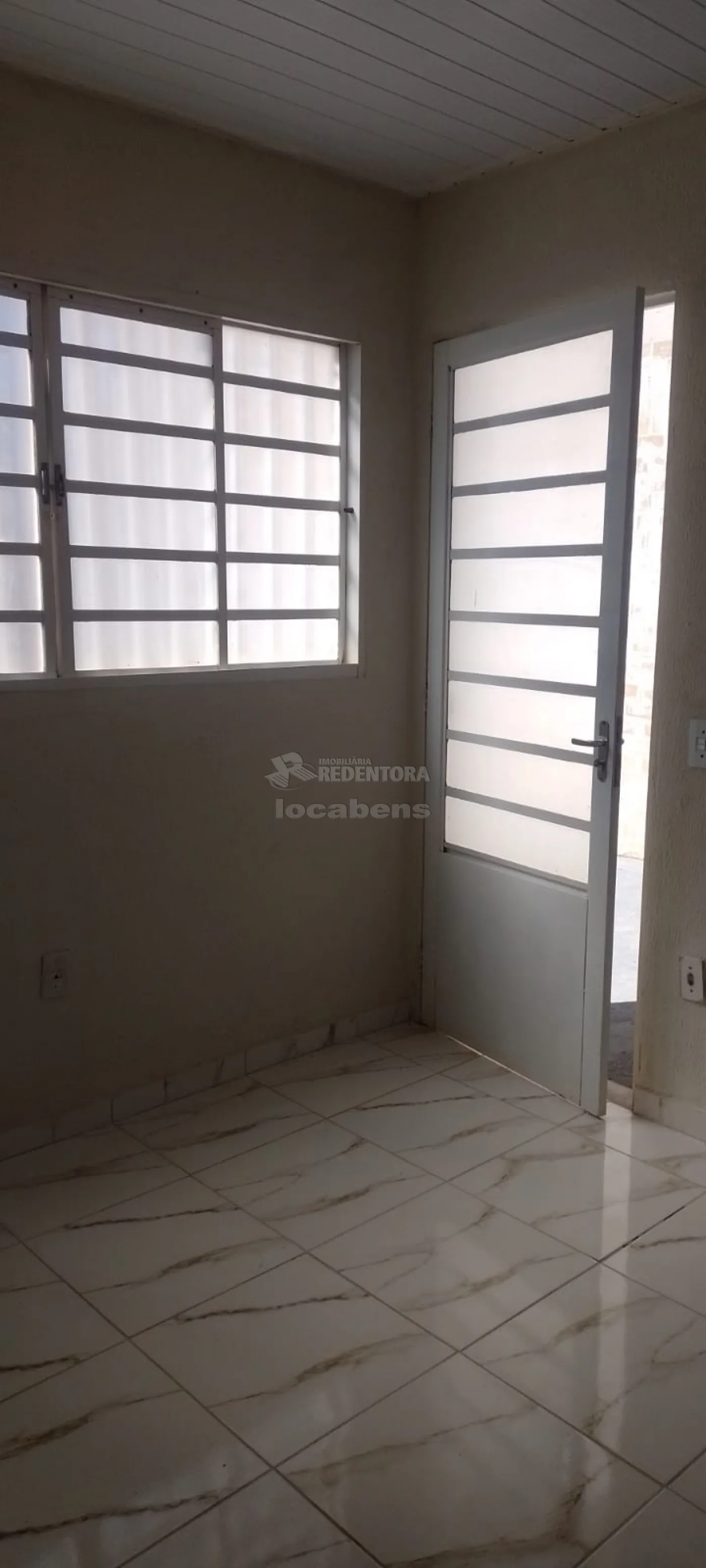 Comprar Casa / Padrão em São José do Rio Preto R$ 165.000,00 - Foto 6