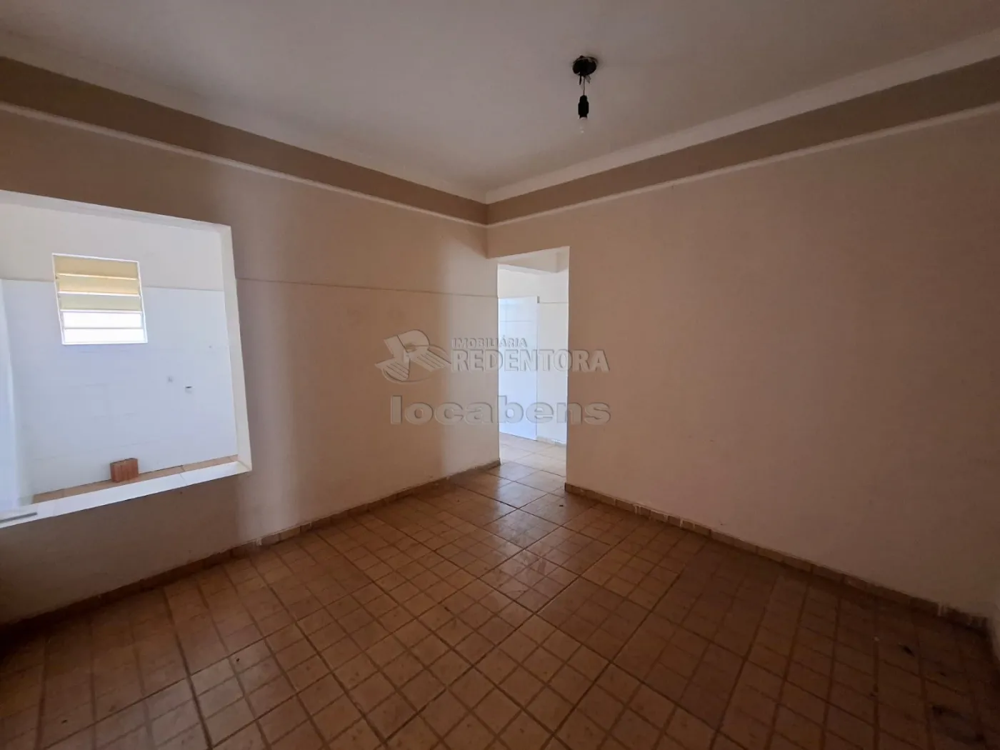 Alugar Casa / Padrão em São José do Rio Preto R$ 1.100,00 - Foto 4