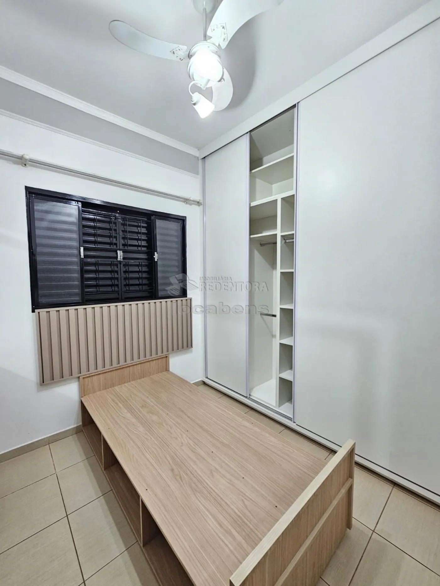 Casa à venda com 3 quartos, 178m² - Foto 7