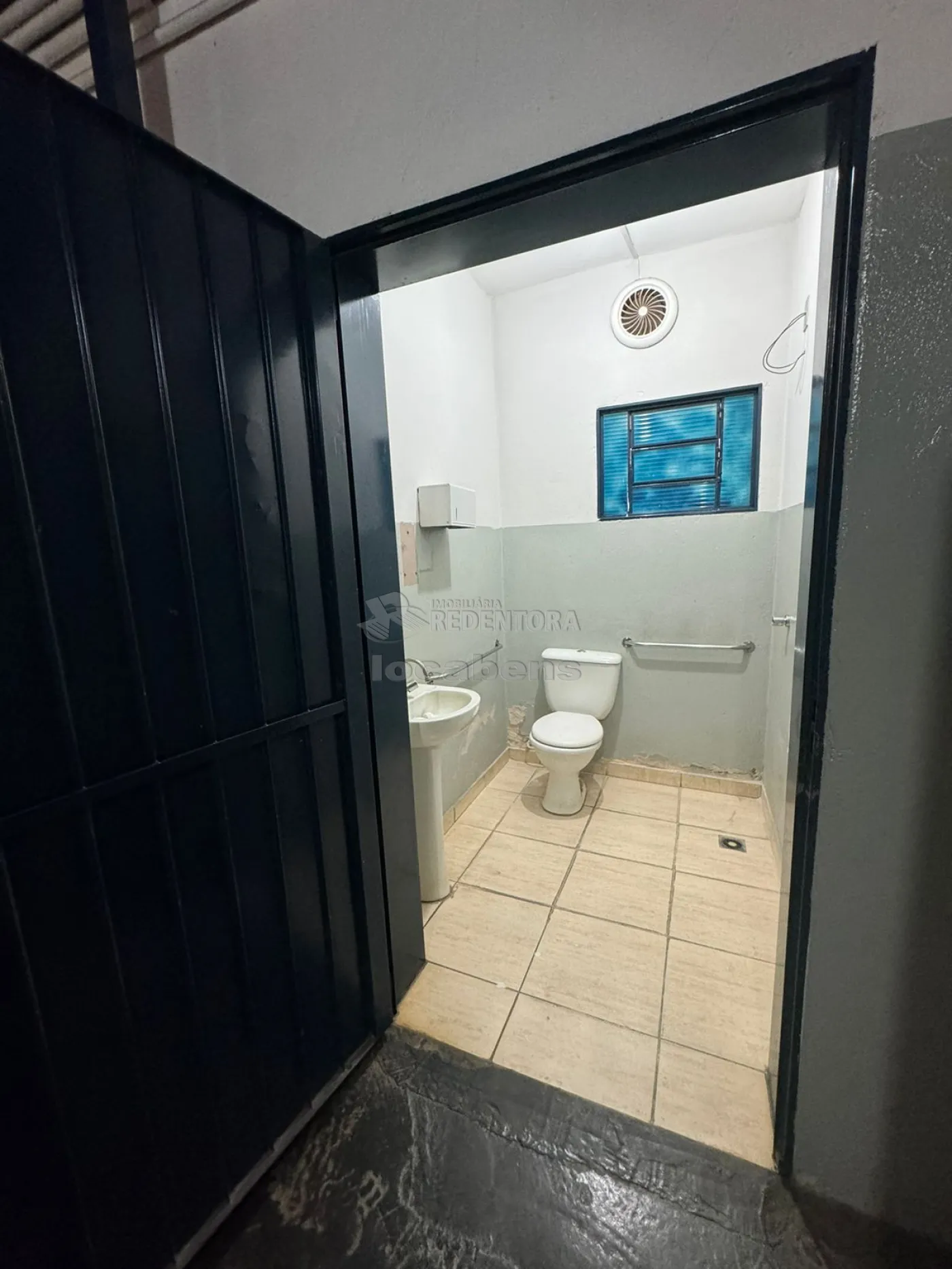 Alugar Comercial / Salão em São José do Rio Preto R$ 30.000,00 - Foto 14