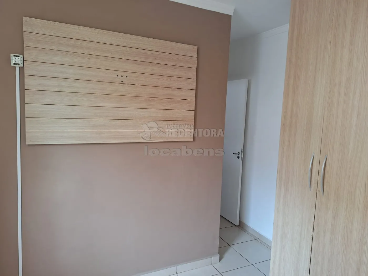 Comprar Apartamento / Cobertura em São José do Rio Preto R$ 280.000,00 - Foto 4