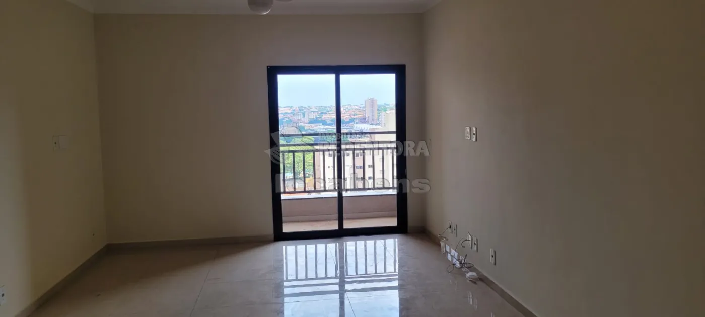 Comprar Apartamento / Padrão em São José do Rio Preto R$ 450.000,00 - Foto 4