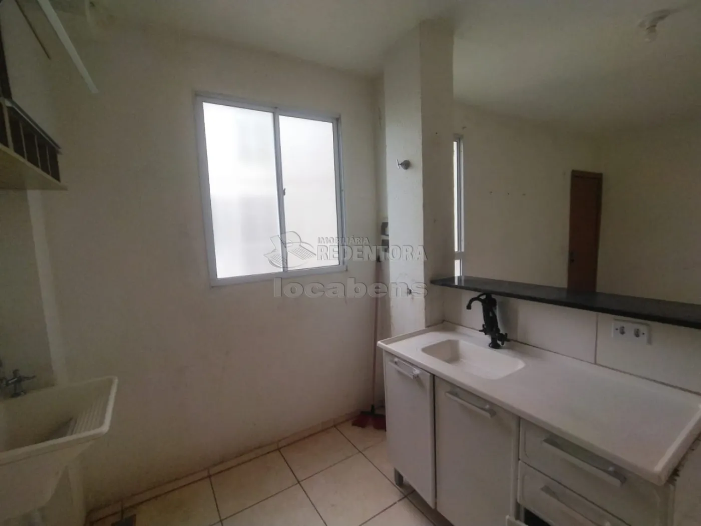 Alugar Apartamento / Padrão em São José do Rio Preto R$ 700,00 - Foto 6