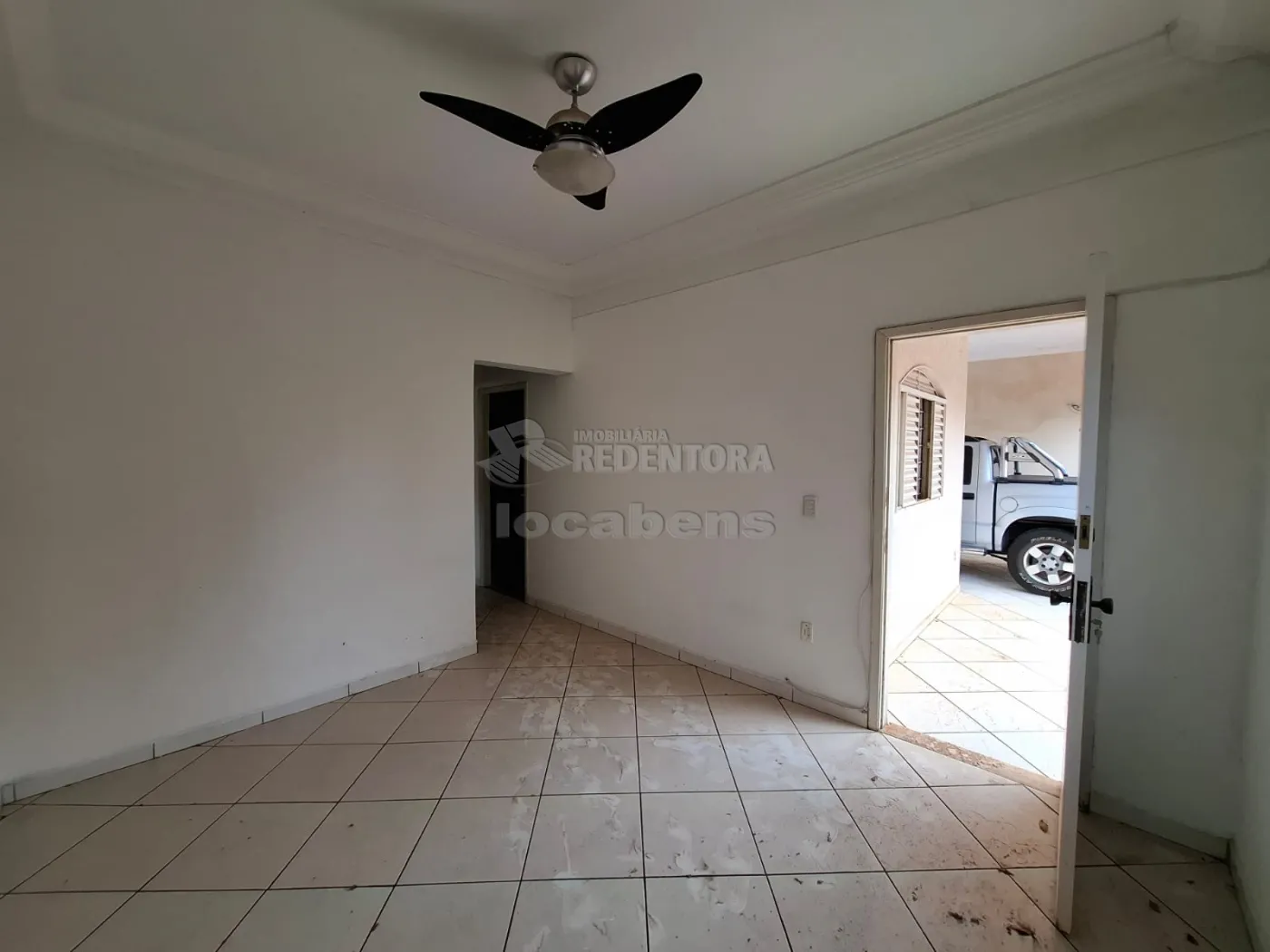 Comprar Casa / Padrão em São José do Rio Preto R$ 280.000,00 - Foto 1