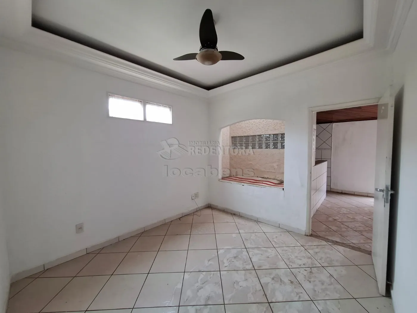 Comprar Casa / Padrão em São José do Rio Preto R$ 280.000,00 - Foto 4