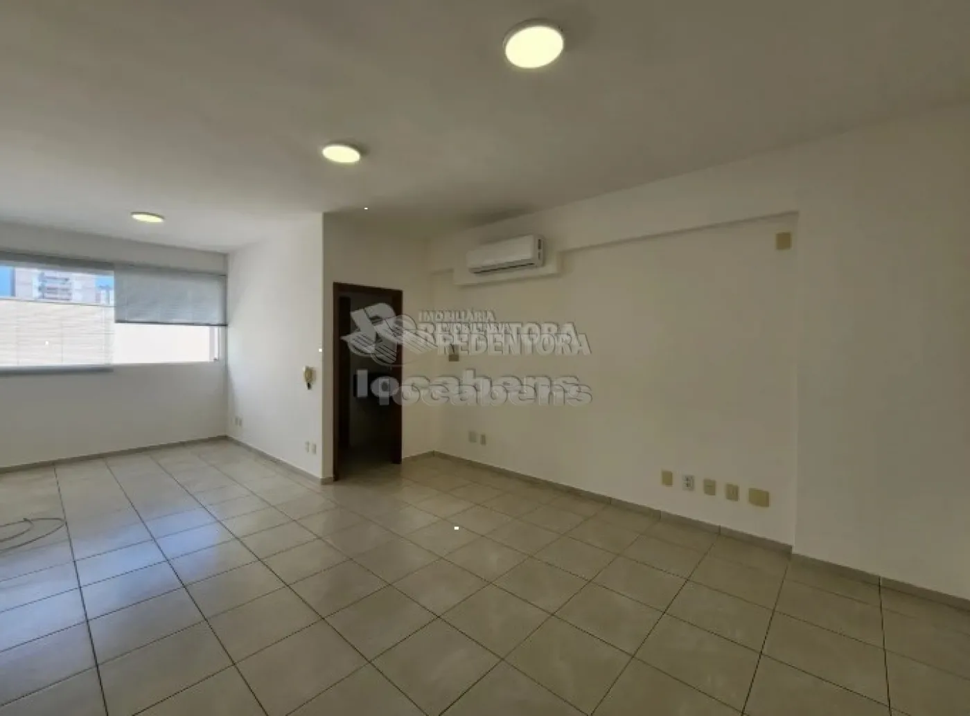 Alugar Comercial / Sala em São José do Rio Preto R$ 1.500,00 - Foto 1