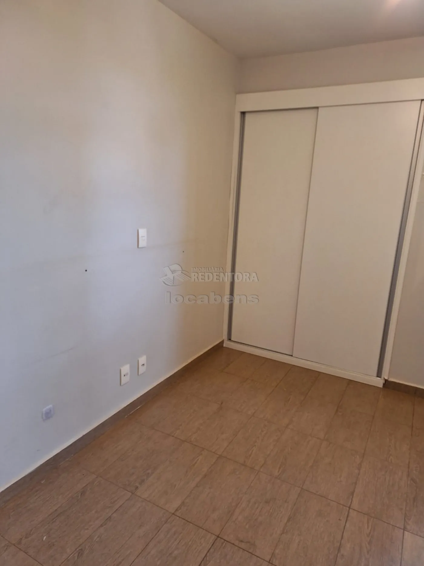 Alugar Apartamento / Padrão em São José do Rio Preto R$ 1.800,00 - Foto 6