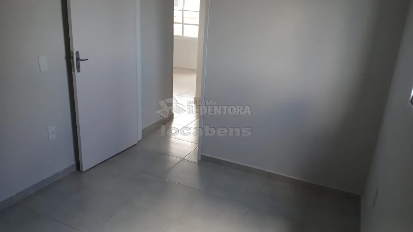 Alugar Casa / Padrão em São José do Rio Preto apenas R$ 700,00 - Foto 6