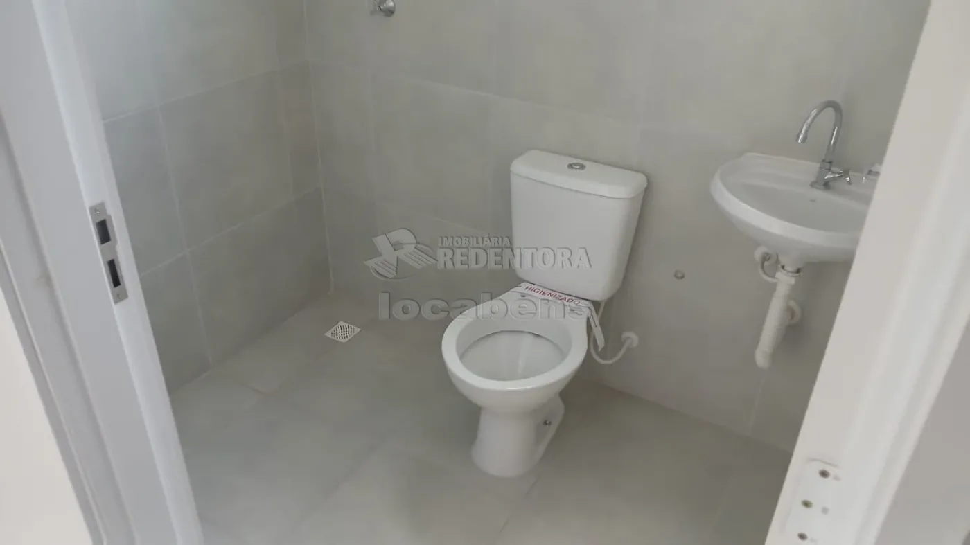 Alugar Casa / Padrão em São José do Rio Preto apenas R$ 700,00 - Foto 9