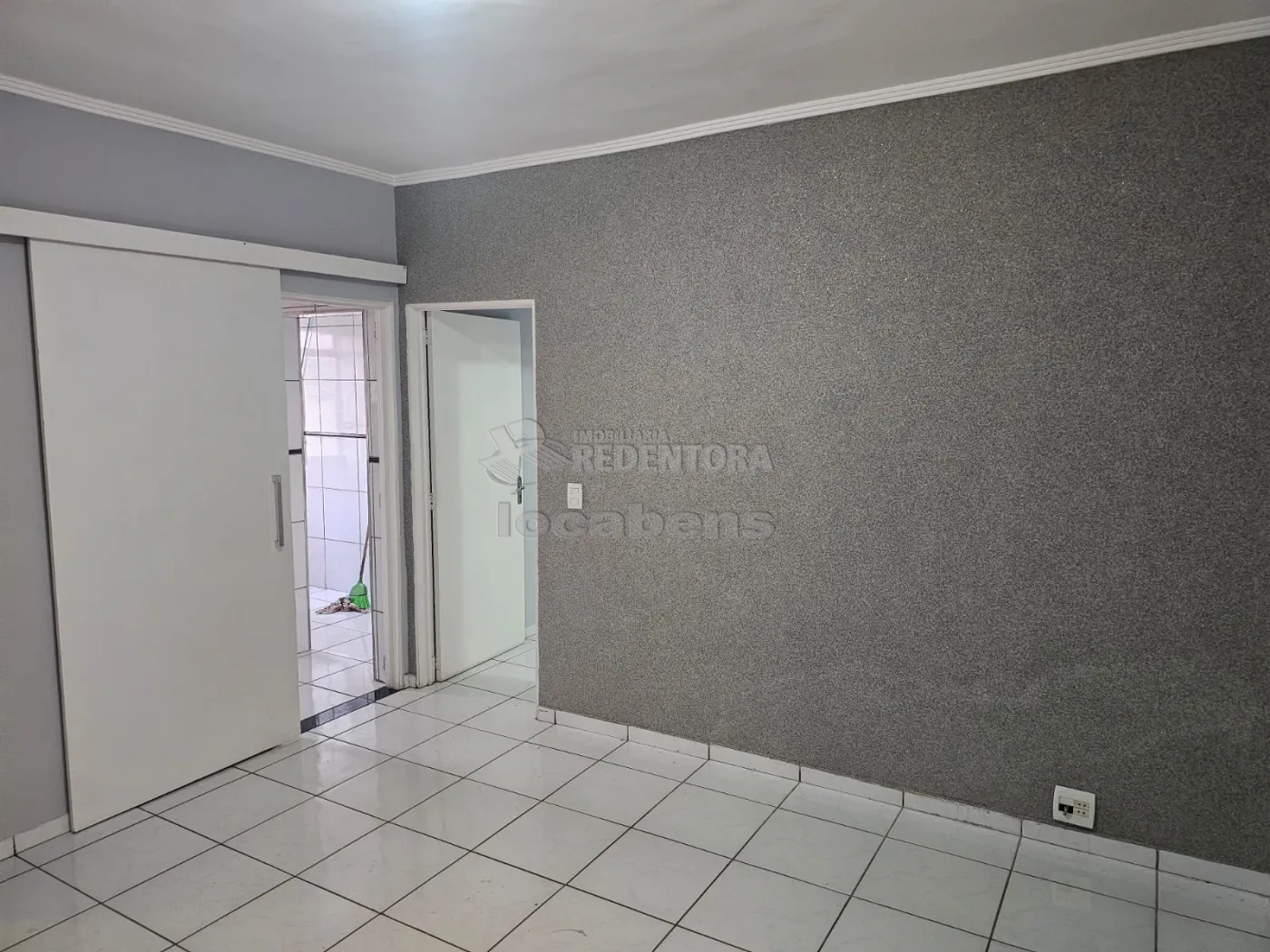 Comprar Apartamento / Padrão em São José do Rio Preto R$ 195.000,00 - Foto 1