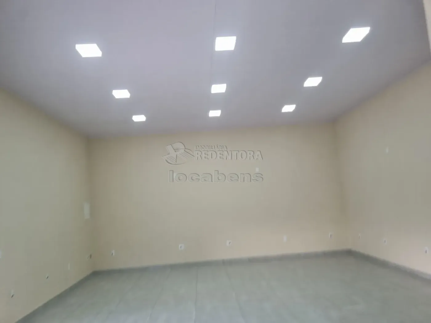 Alugar Comercial / Salão em São José do Rio Preto apenas R$ 1.600,00 - Foto 5