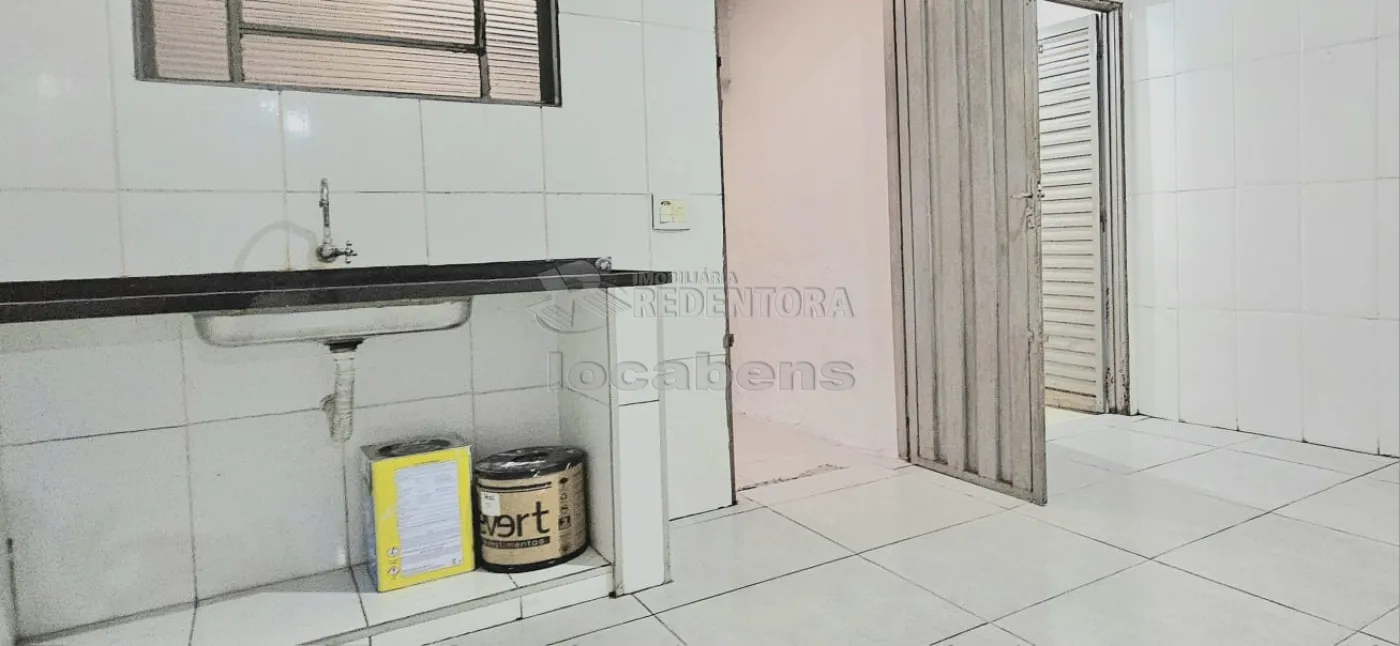 Comprar Casa / Padrão em São José do Rio Preto R$ 200.000,00 - Foto 6