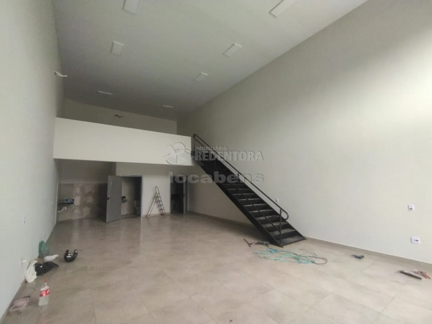 Alugar Comercial / Salão em São José do Rio Preto R$ 3.500,00 - Foto 3