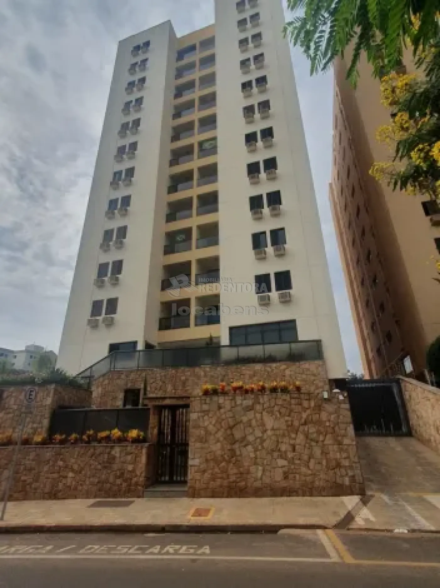 Comprar Apartamento / Padrão em São José do Rio Preto R$ 420.000,00 - Foto 13