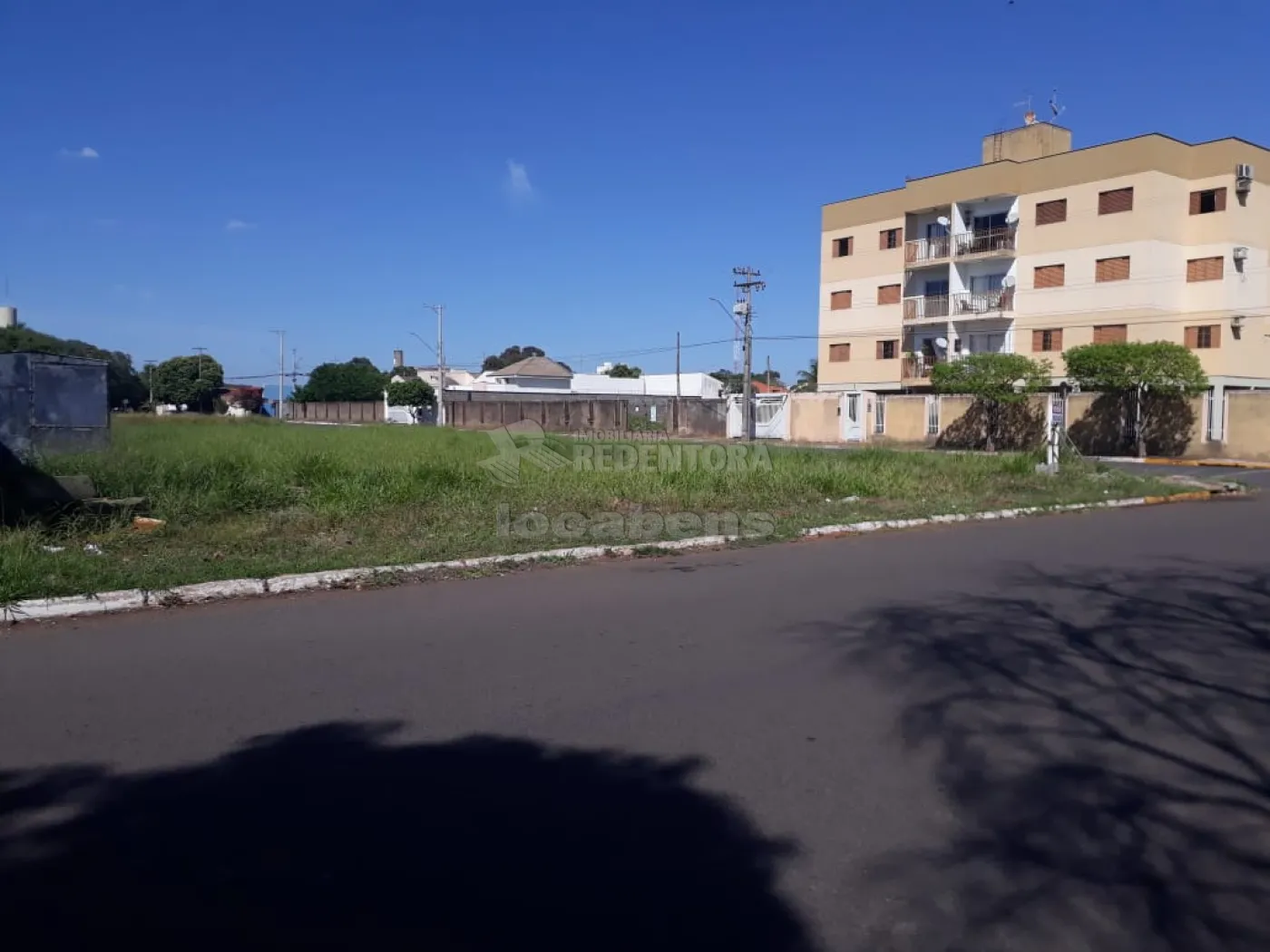 Comprar Terreno / Padrão em Araçatuba R$ 480.000,00 - Foto 10