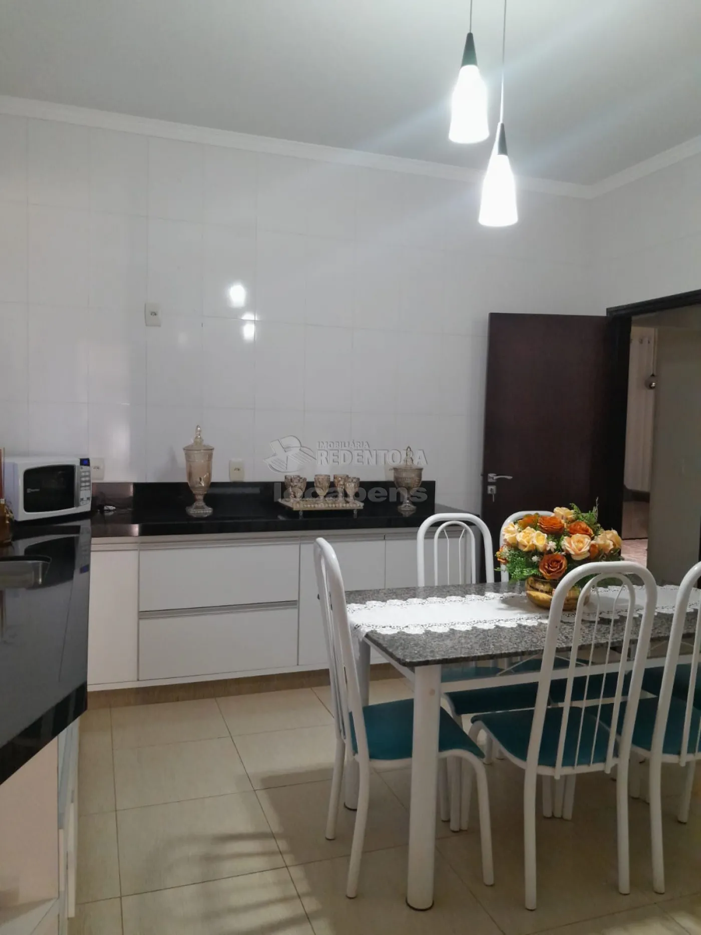 Casa à venda com 3 quartos, 234m² - Foto 12