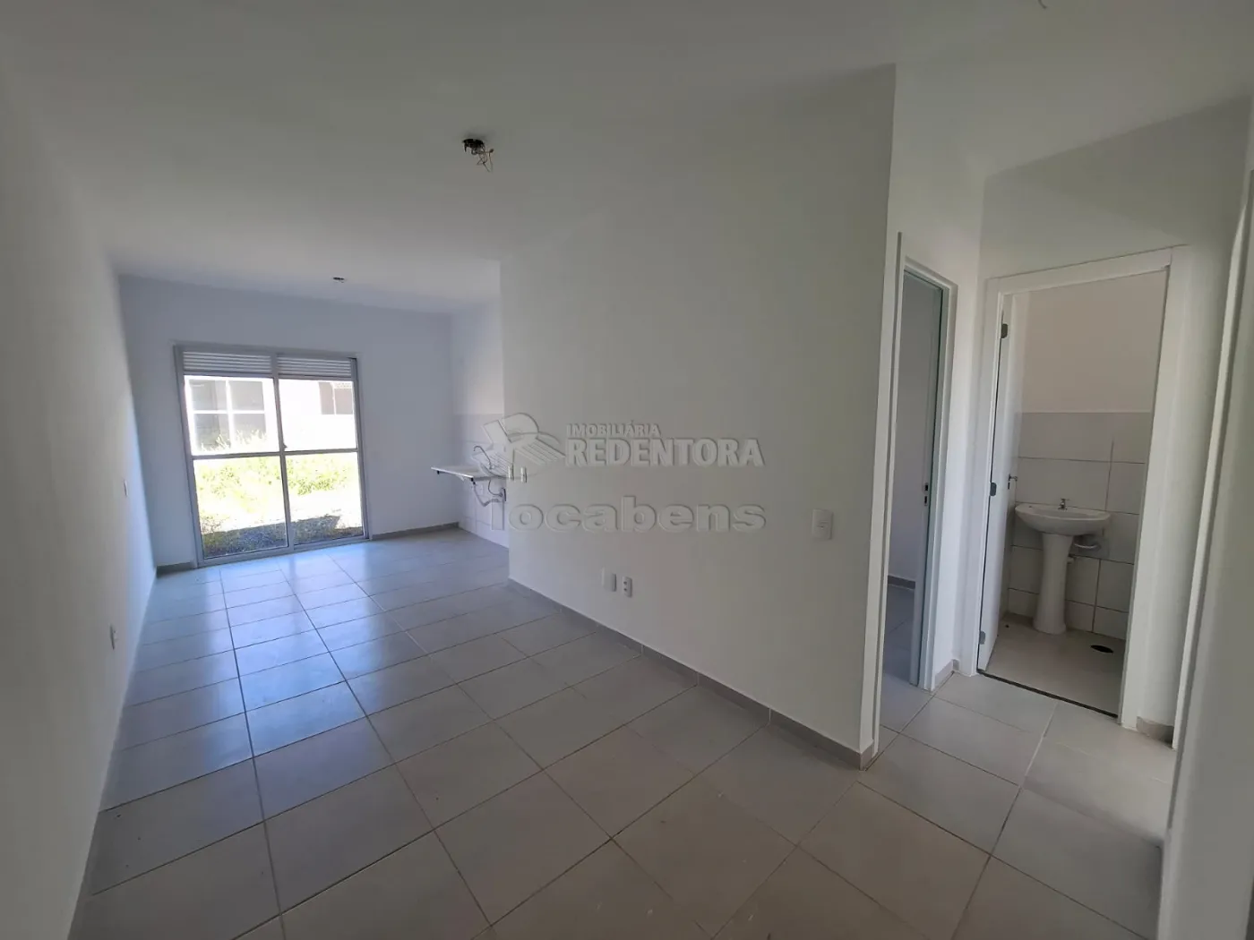 Casa de Condomínio para alugar com 2 quartos, 43m² - Foto 1