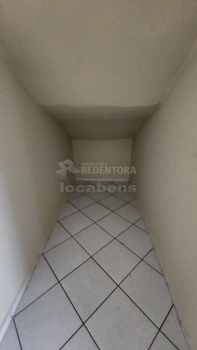 Alugar Comercial / Salão em São José do Rio Preto R$ 920,00 - Foto 2