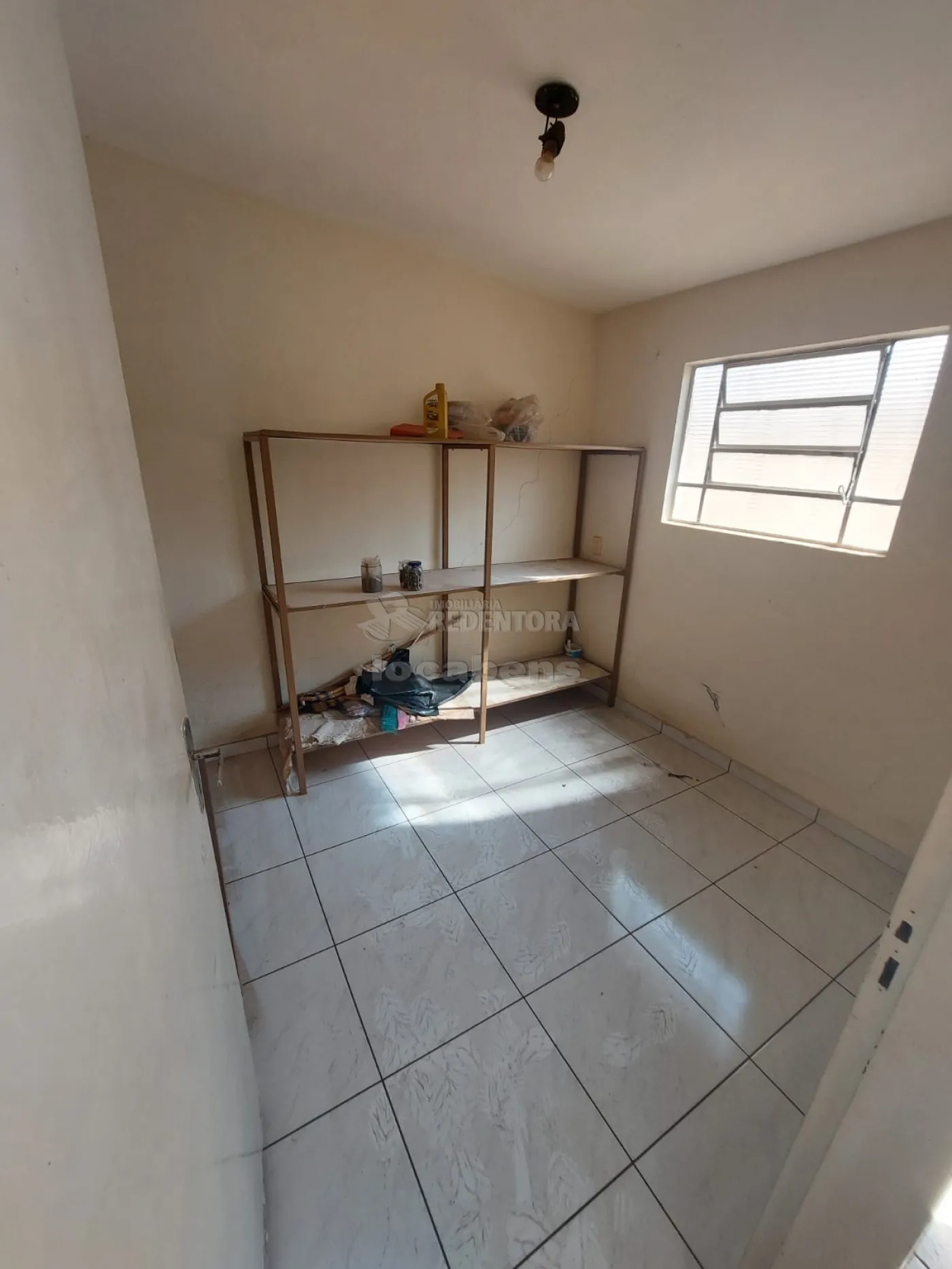 Alugar Casa / Padrão em São José do Rio Preto R$ 1.200,00 - Foto 9