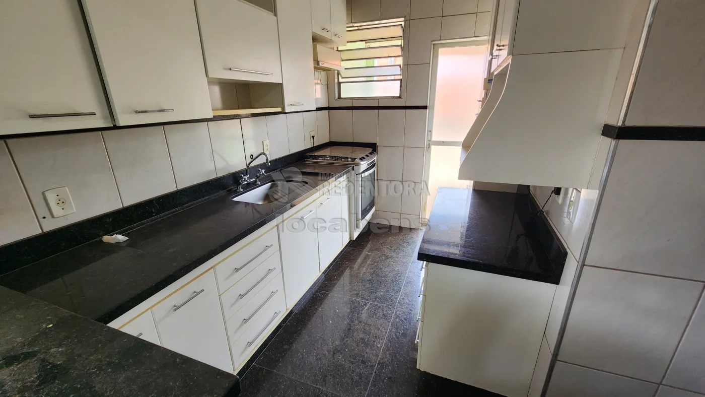 Alugar Casa / Condomínio em São José do Rio Preto R$ 2.000,00 - Foto 3