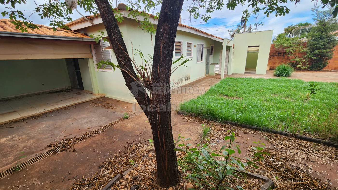 Alugar Casa / Condomínio em São José do Rio Preto R$ 2.000,00 - Foto 16