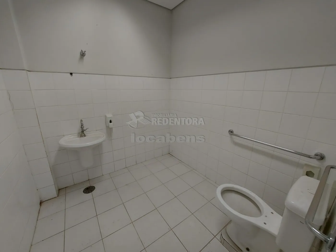 Alugar Comercial / Salão em São José do Rio Preto R$ 4.500,00 - Foto 3