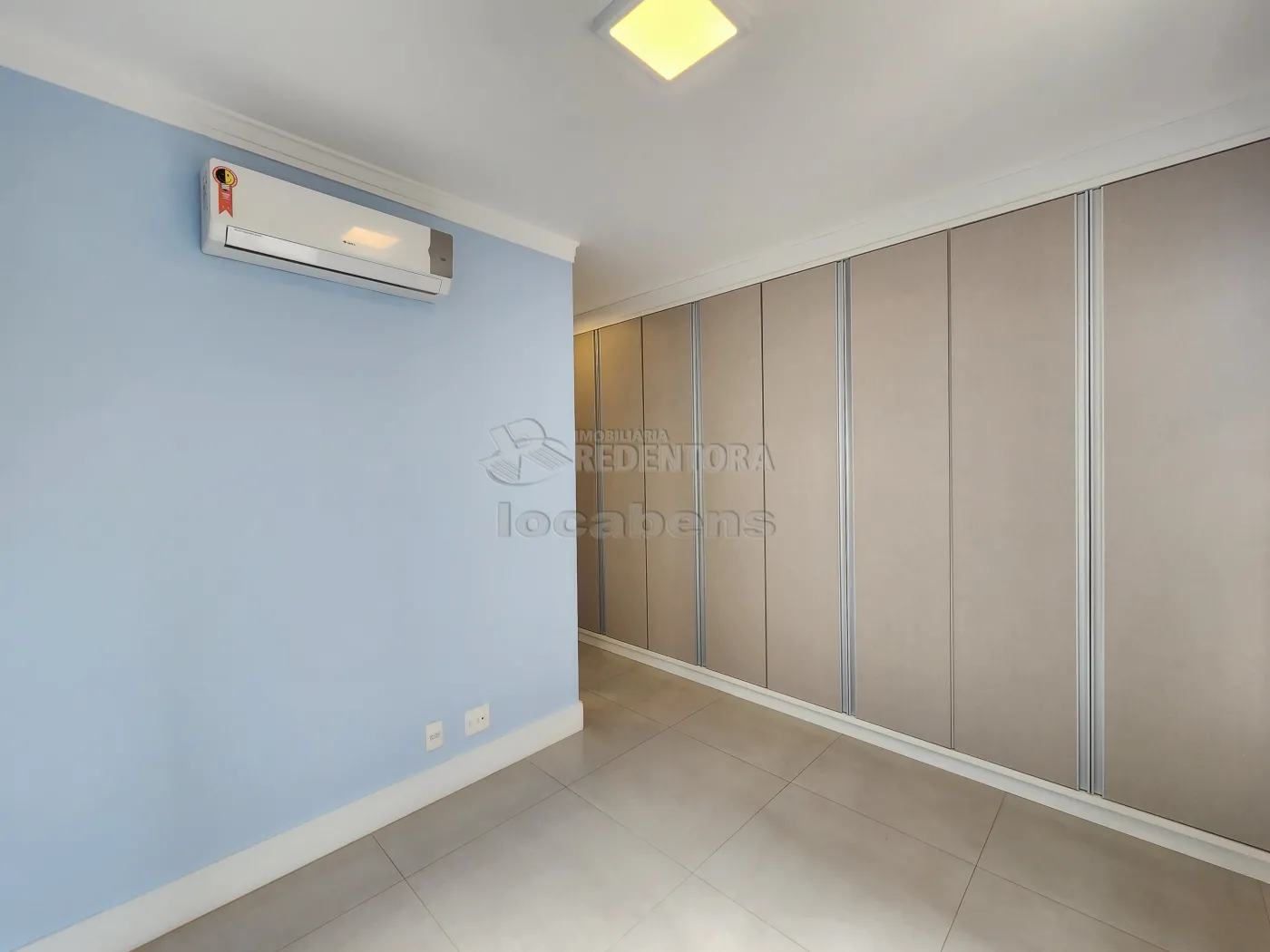 Apartamento para alugar com 2 quartos, 83m² - Foto 9