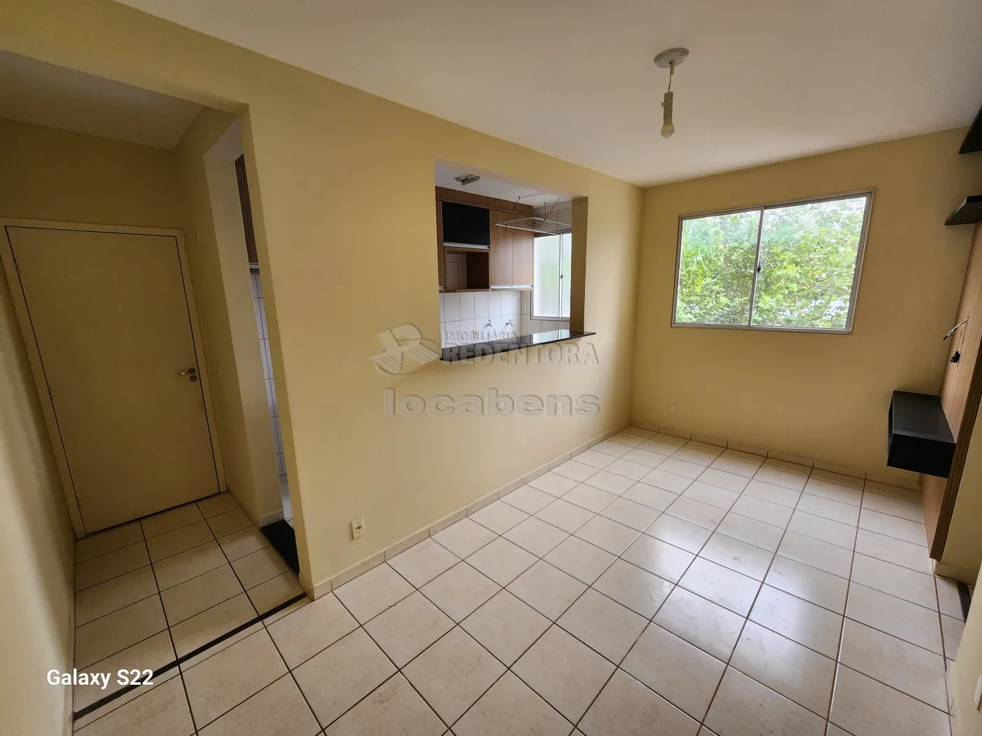 Alugar Apartamento / Padrão em São José do Rio Preto R$ 700,00 - Foto 1