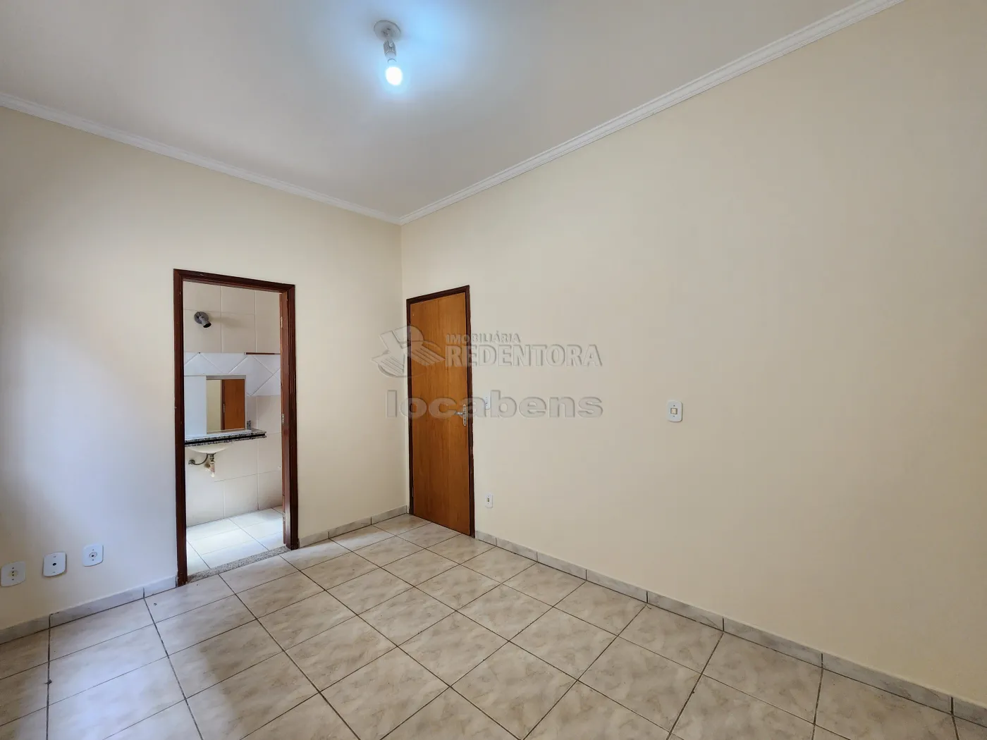 Alugar Casa / Padrão em São José do Rio Preto apenas R$ 1.700,00 - Foto 6