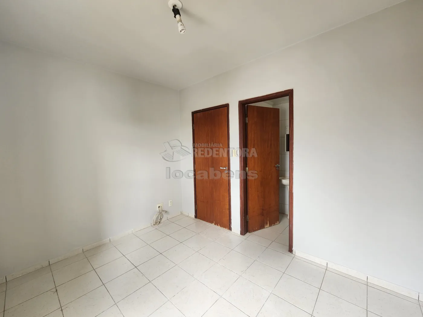 Alugar Apartamento / Padrão em São José do Rio Preto R$ 1.000,00 - Foto 7