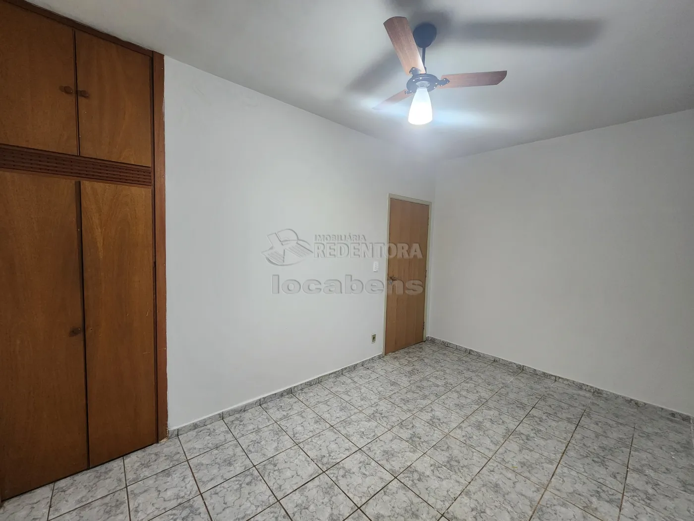 Alugar Casa / Padrão em São José do Rio Preto apenas R$ 1.100,00 - Foto 9