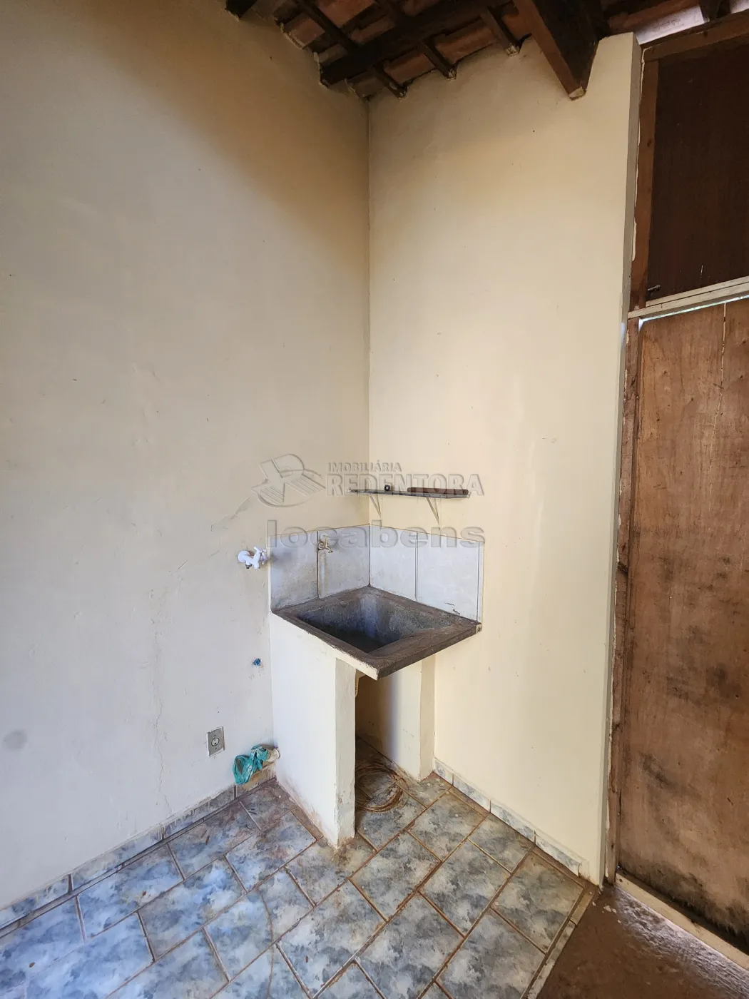 Alugar Casa / Padrão em São José do Rio Preto R$ 850,00 - Foto 10