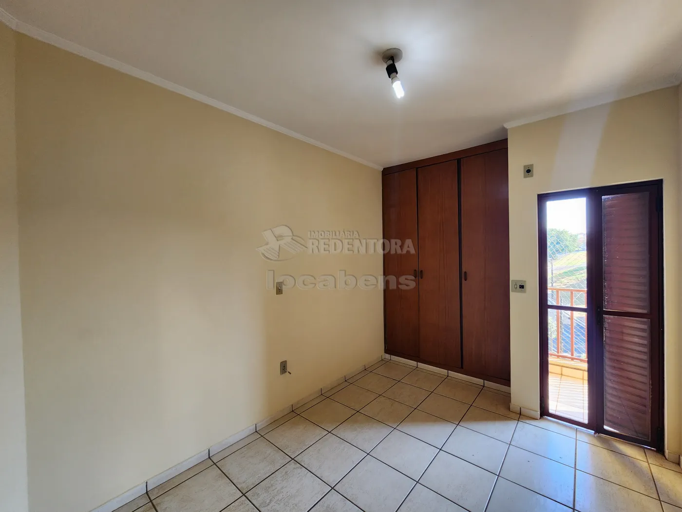 Alugar Apartamento / Padrão em São José do Rio Preto R$ 1.200,00 - Foto 12