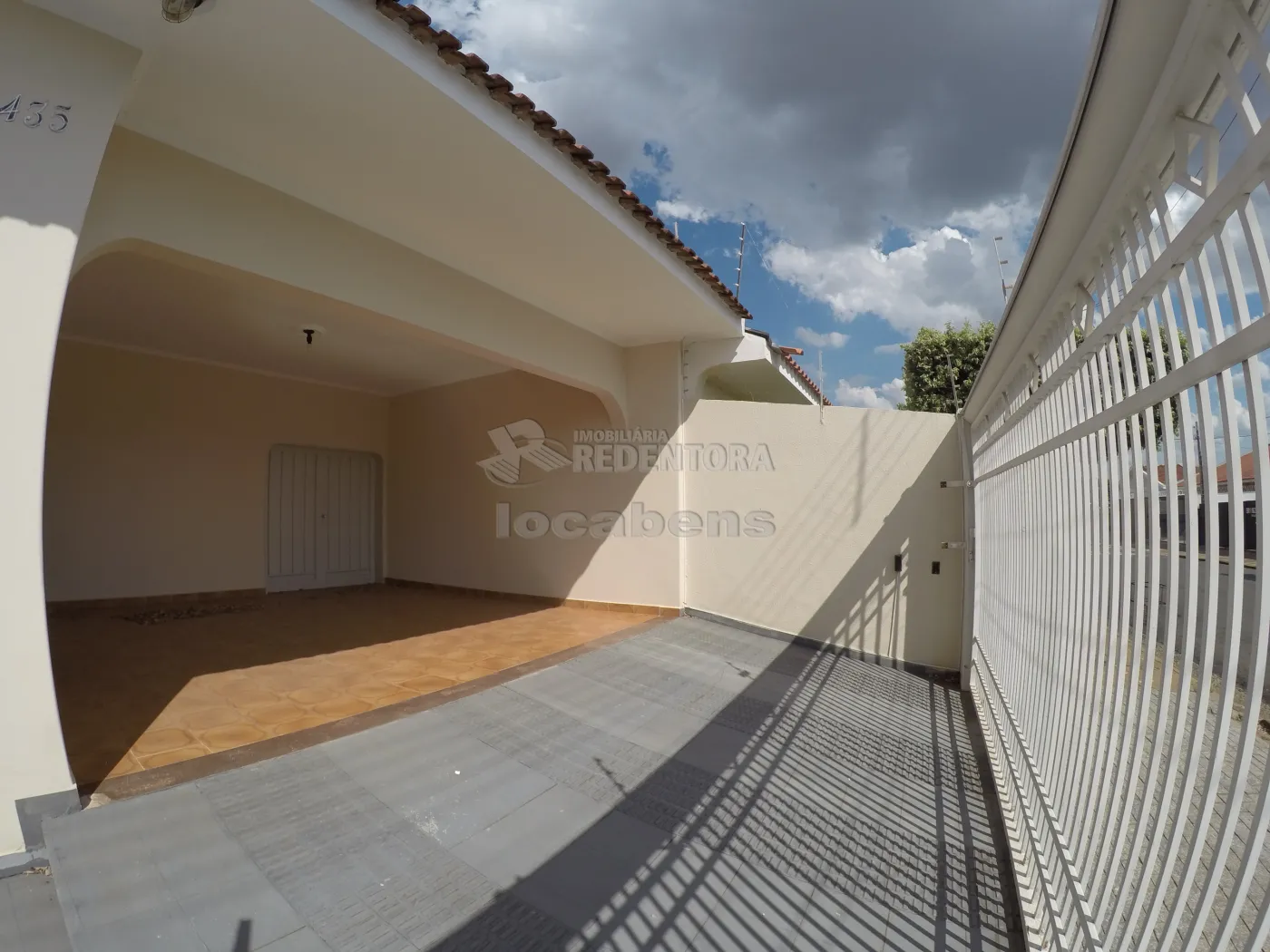 Casa à venda com 3 quartos, 268m² - Foto 4