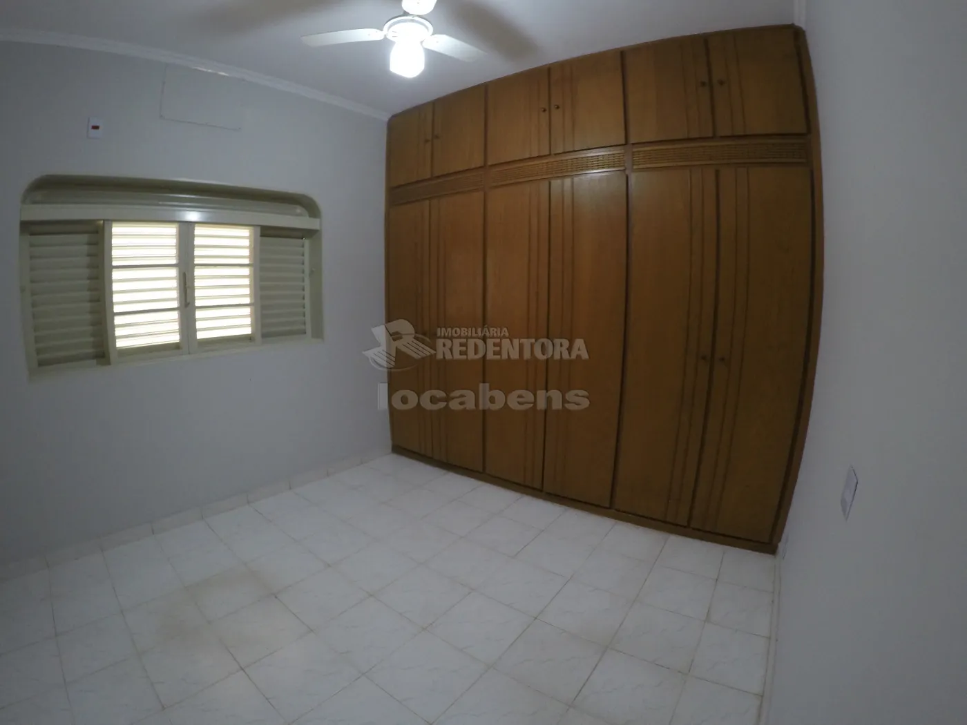 Casa à venda com 3 quartos, 268m² - Foto 17