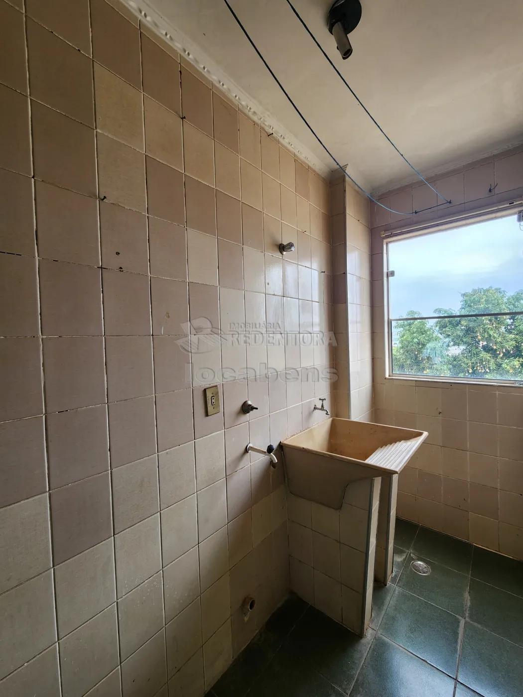 Alugar Apartamento / Padrão em São José do Rio Preto R$ 650,00 - Foto 5