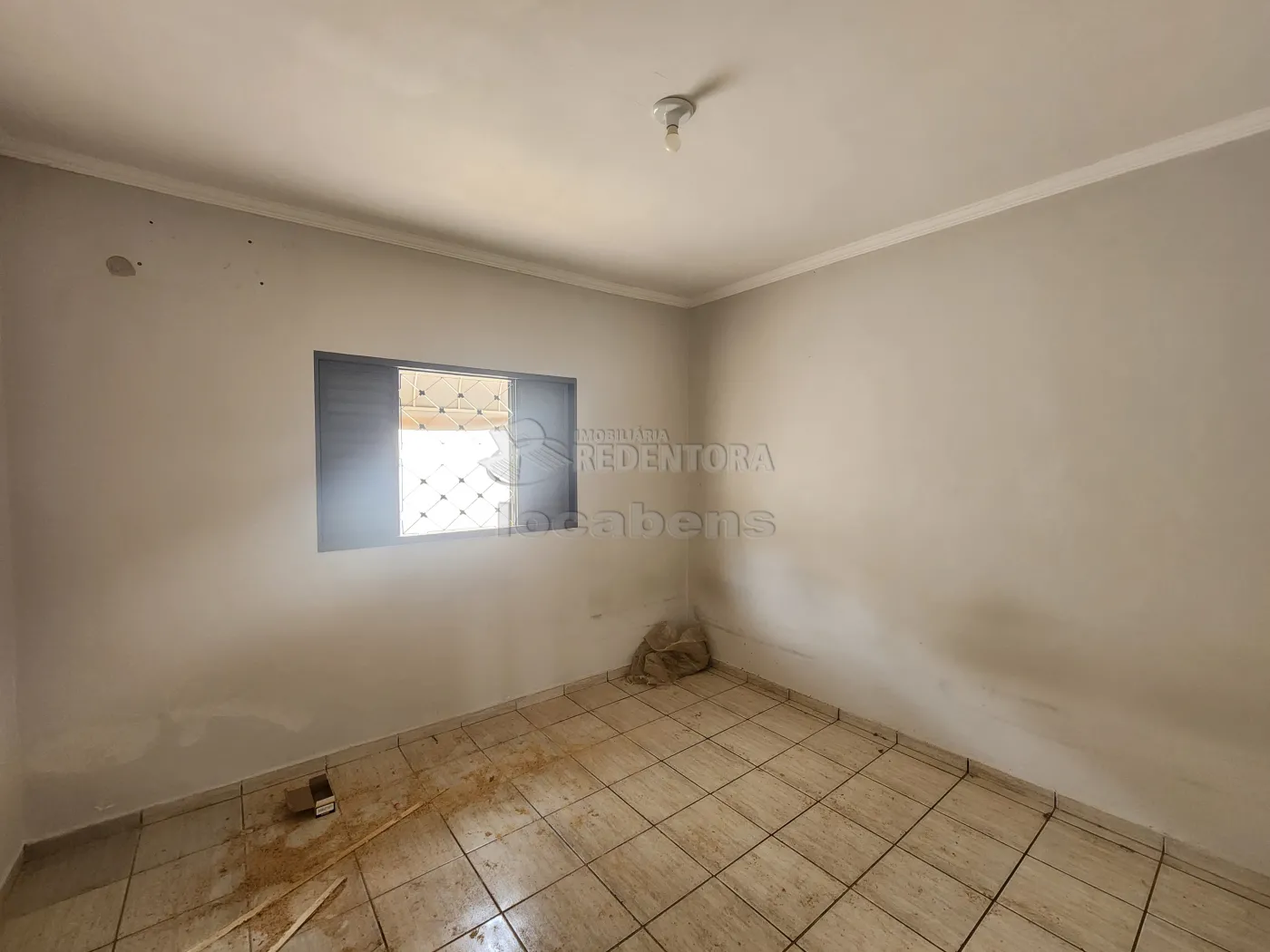 Alugar Casa / Padrão em São José do Rio Preto R$ 1.300,00 - Foto 10