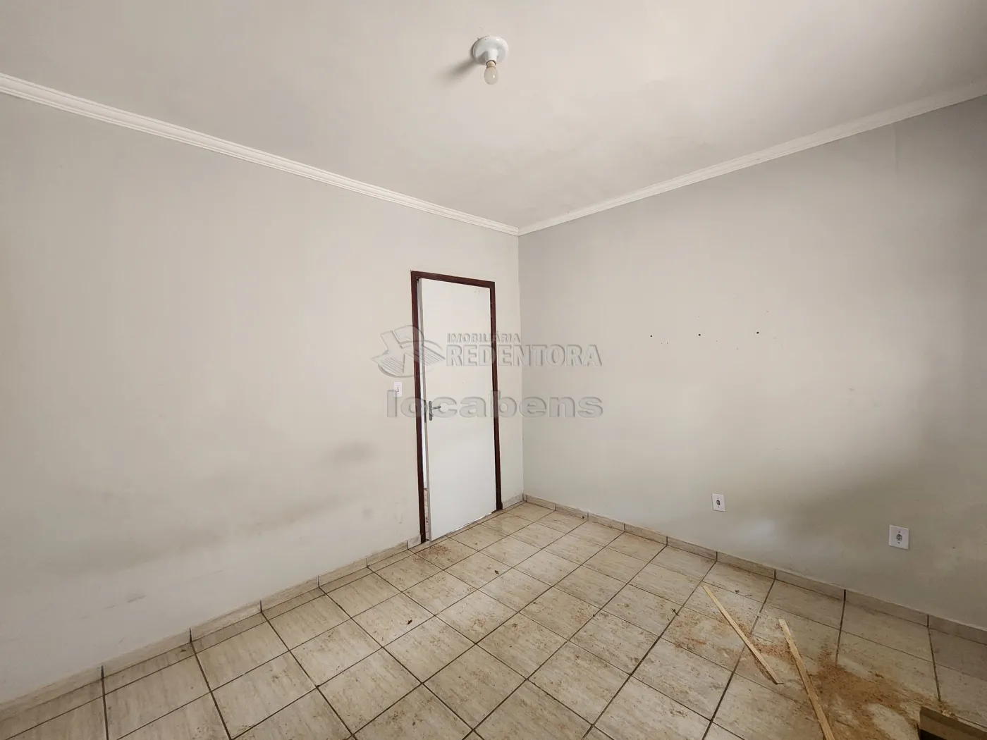 Alugar Casa / Padrão em São José do Rio Preto R$ 1.300,00 - Foto 11