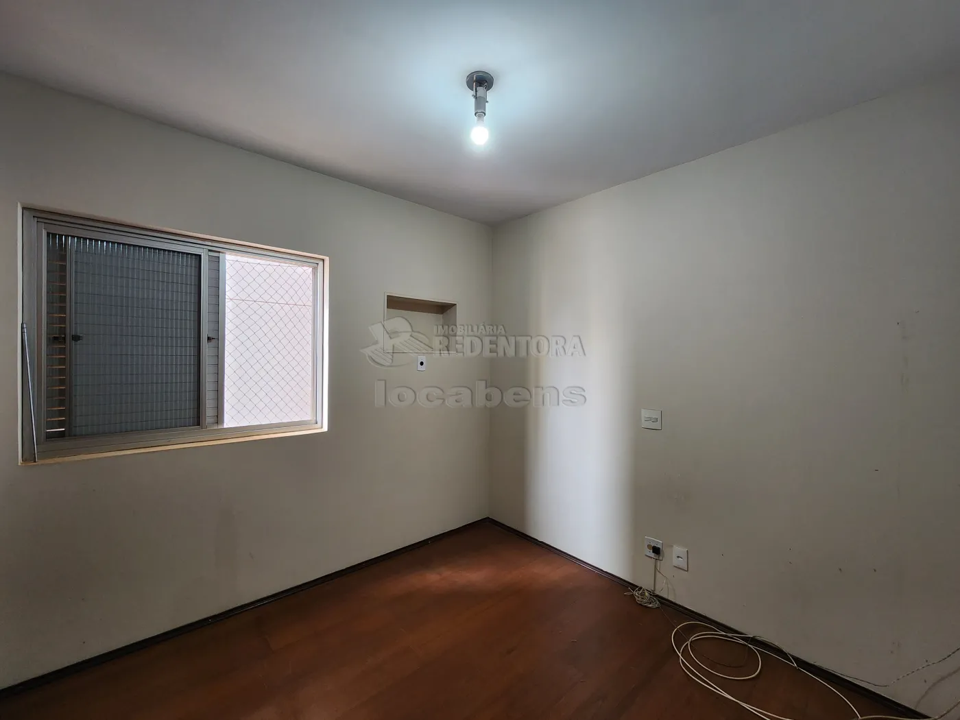 Alugar Apartamento / Padrão em São José do Rio Preto R$ 1.800,00 - Foto 9