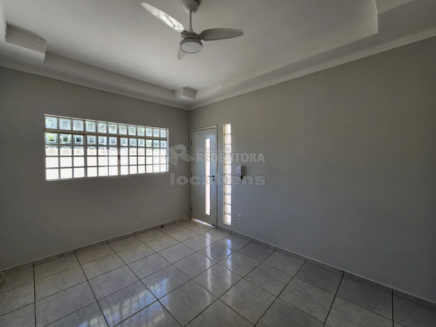 Alugar Casa / Padrão em São José do Rio Preto R$ 1.424,95 - Foto 3