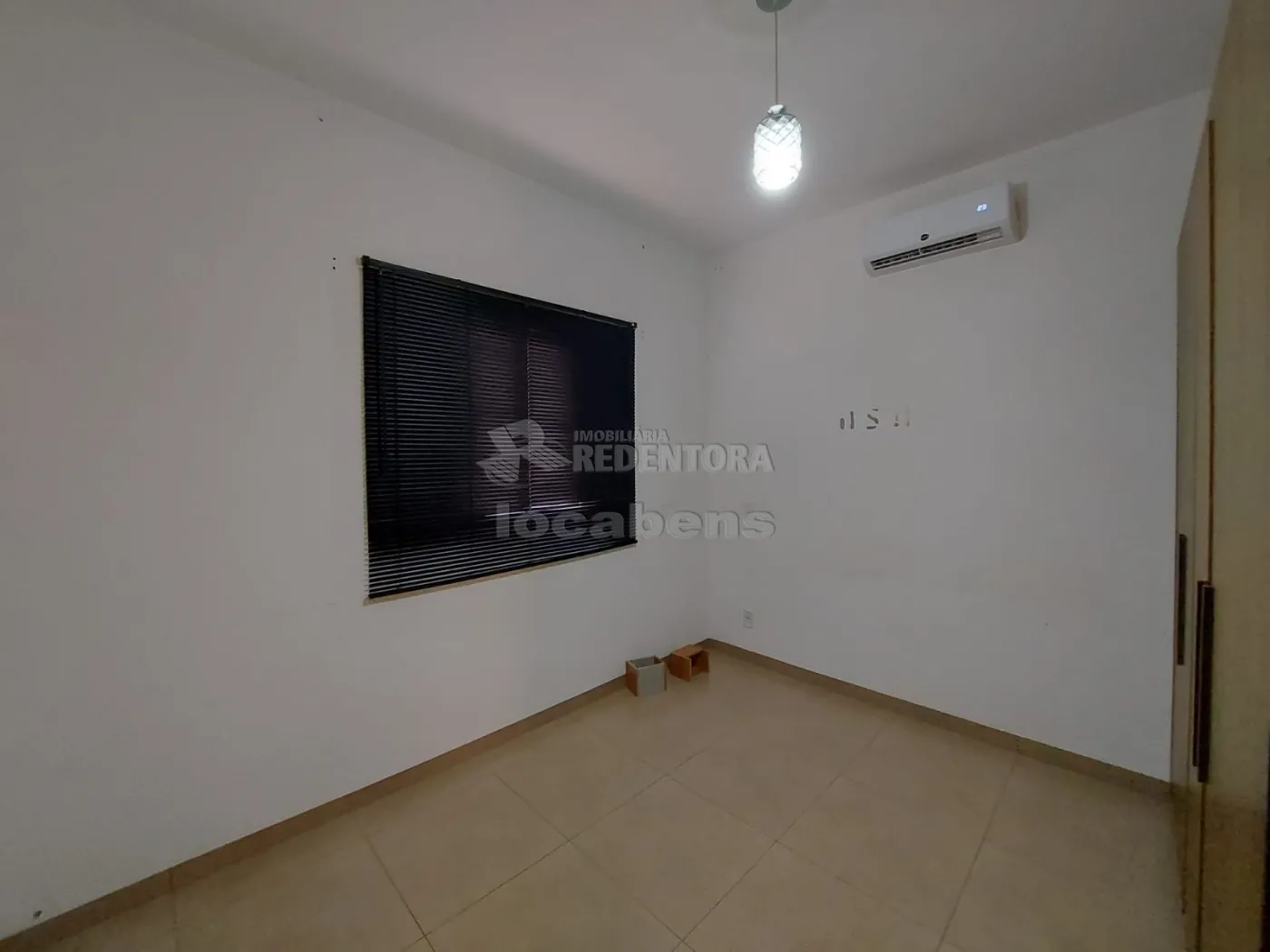 Alugar Casa / Padrão em São José do Rio Preto R$ 2.000,00 - Foto 9